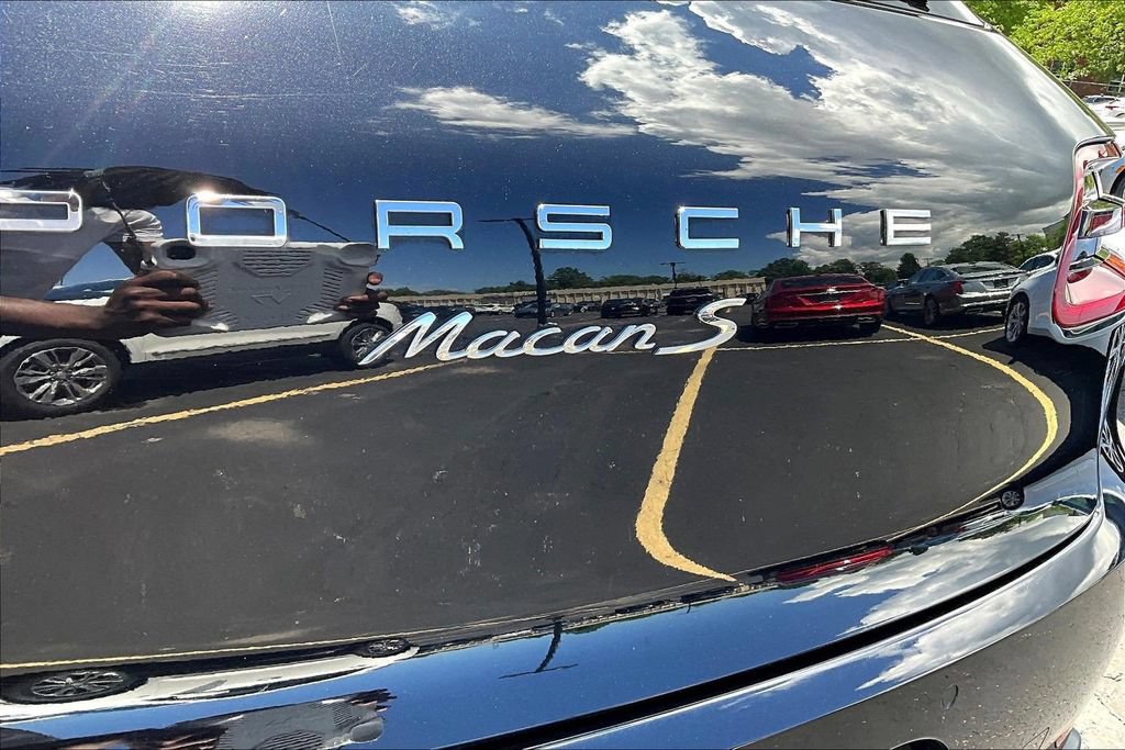 Used 2015 Porsche Macan S AWD/4WD image 24