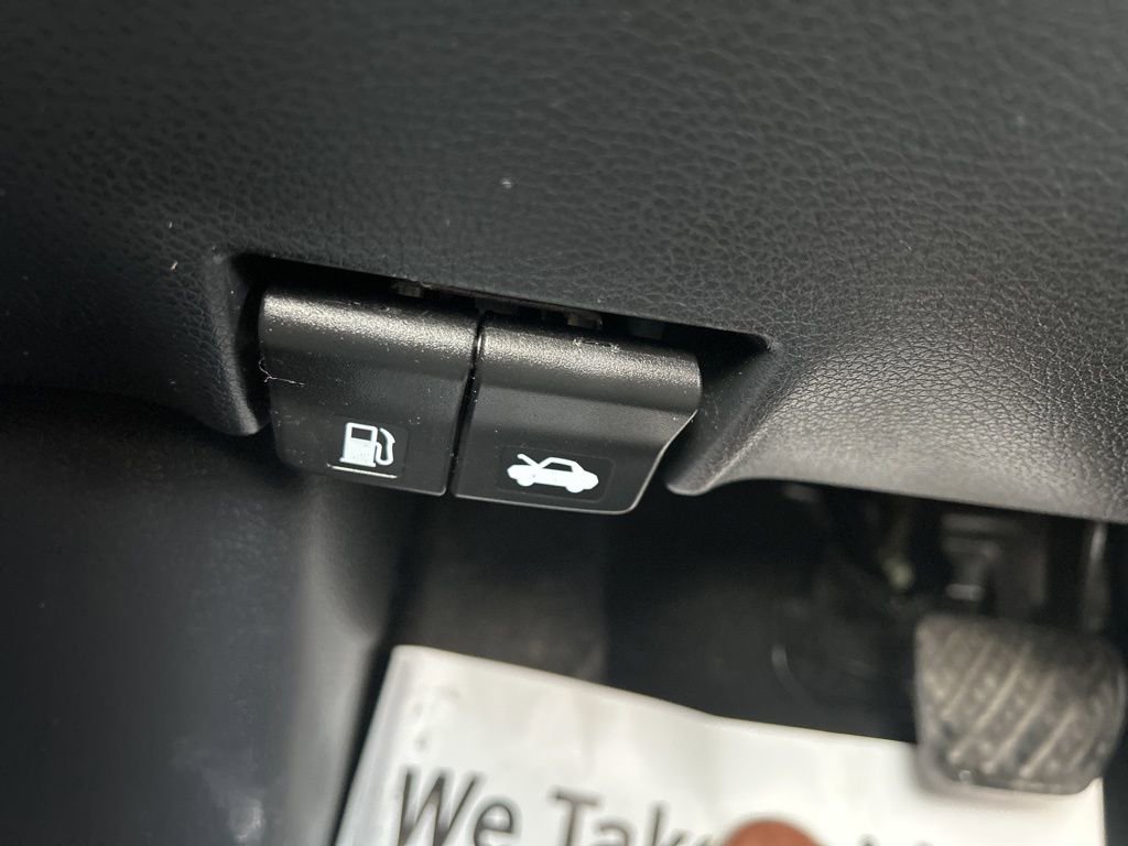 Used 2019 Nissan Sentra S image 30