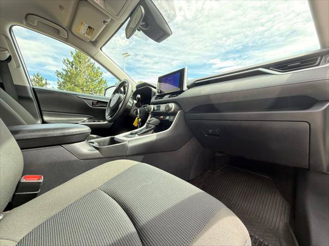 Certified 2024 Toyota RAV4 LE AWD/4WD image 20