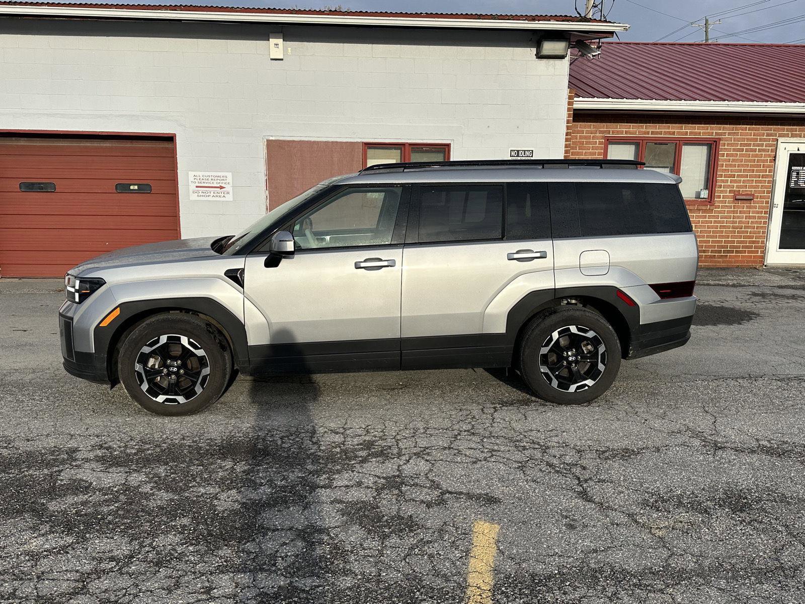 Used 2025 Hyundai Santa Fe SEL image 8