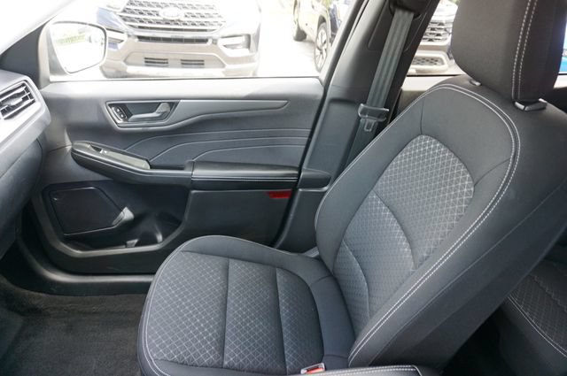 Used 2024 Ford Escape Active FWD image 29