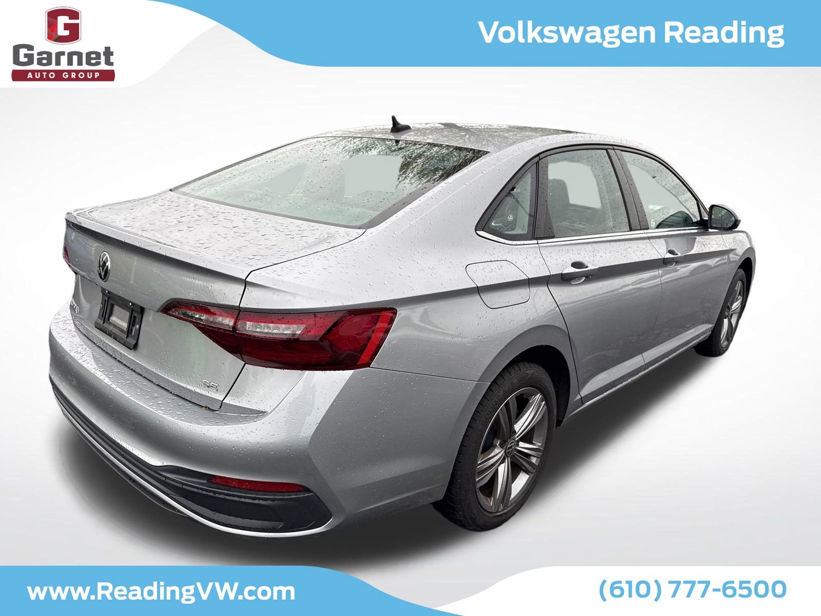 Used 2023 Volkswagen Jetta SE w/ Panoramic Sunroof Package FWD image 5