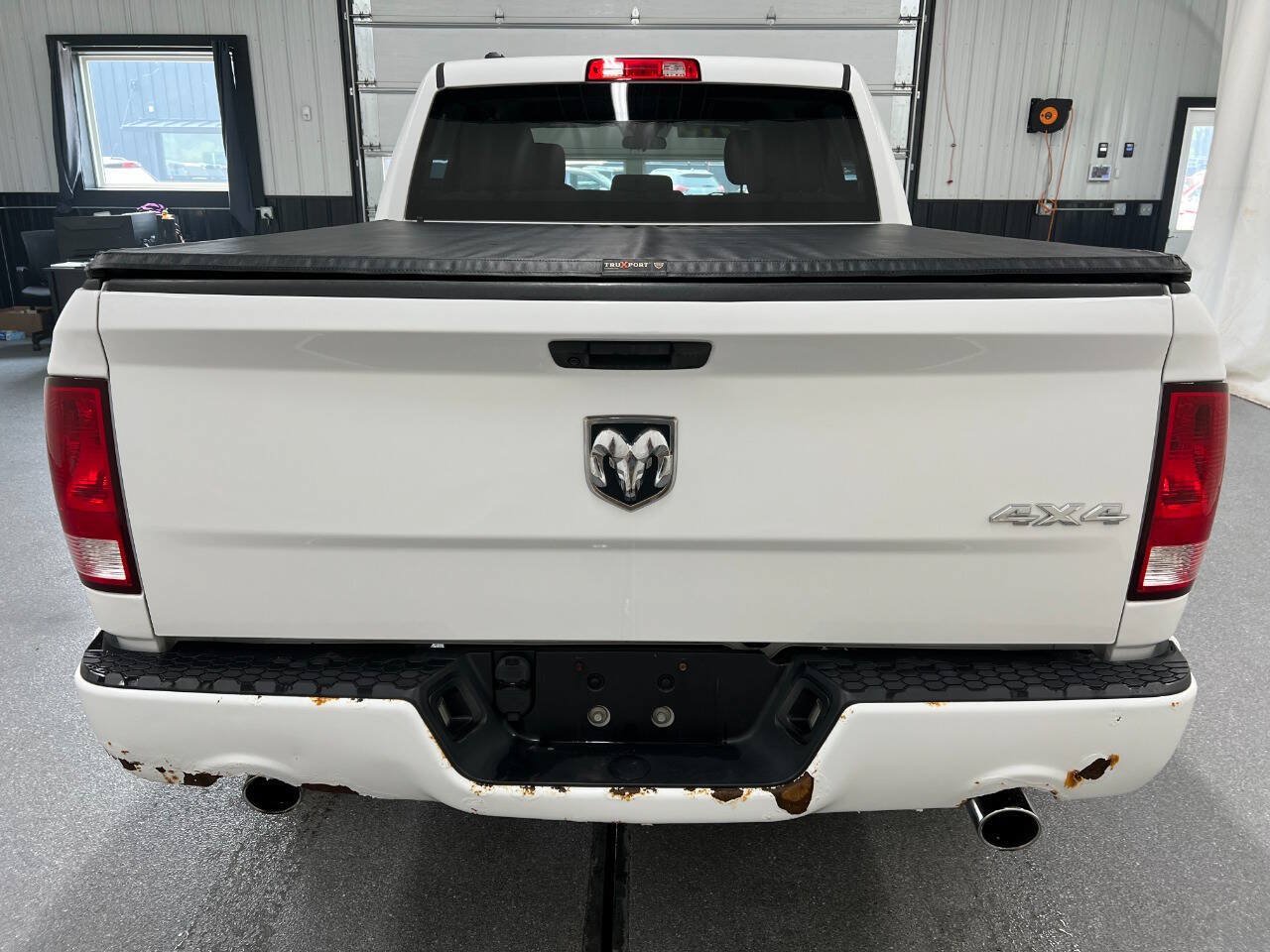 Used 2019 RAM 1500 Express w/ Express Value Package AWD/4WD image 5