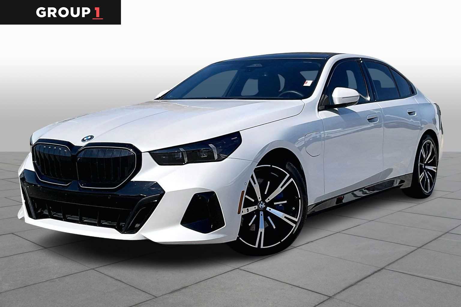 Used 2026 BMW 550e xDrive w/ Premium Package