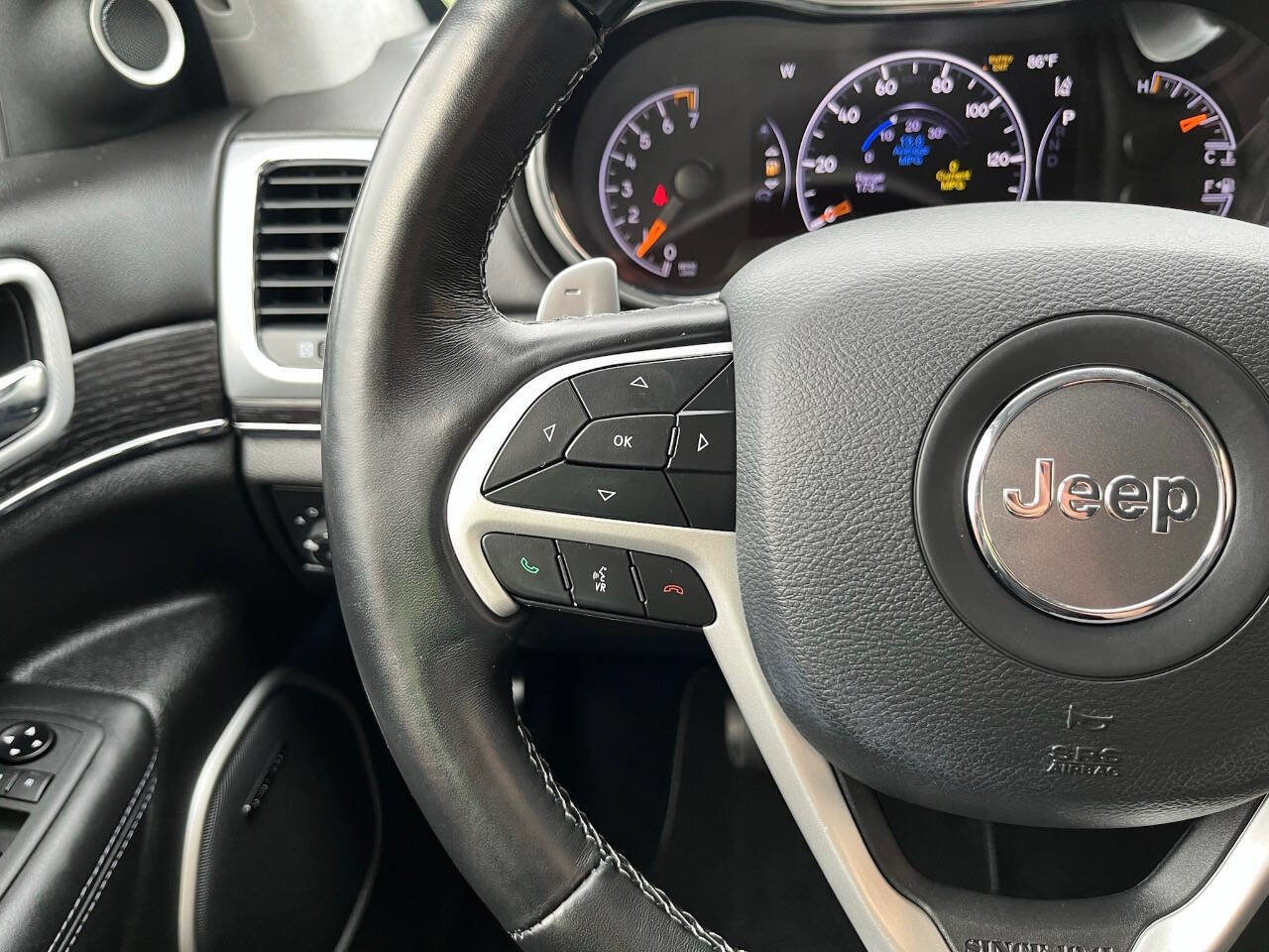 Used 2021 Jeep Grand Cherokee Summit w/ Platinum Series Group image 23