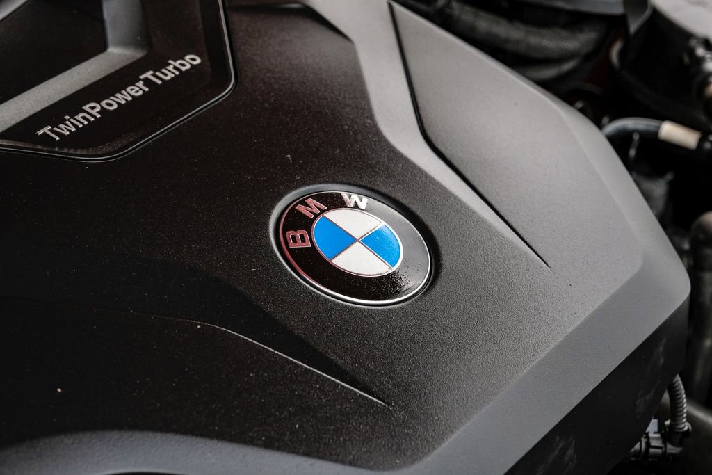 Used 2024 BMW 230i Coupe w/ Premium Package RWD image 48
