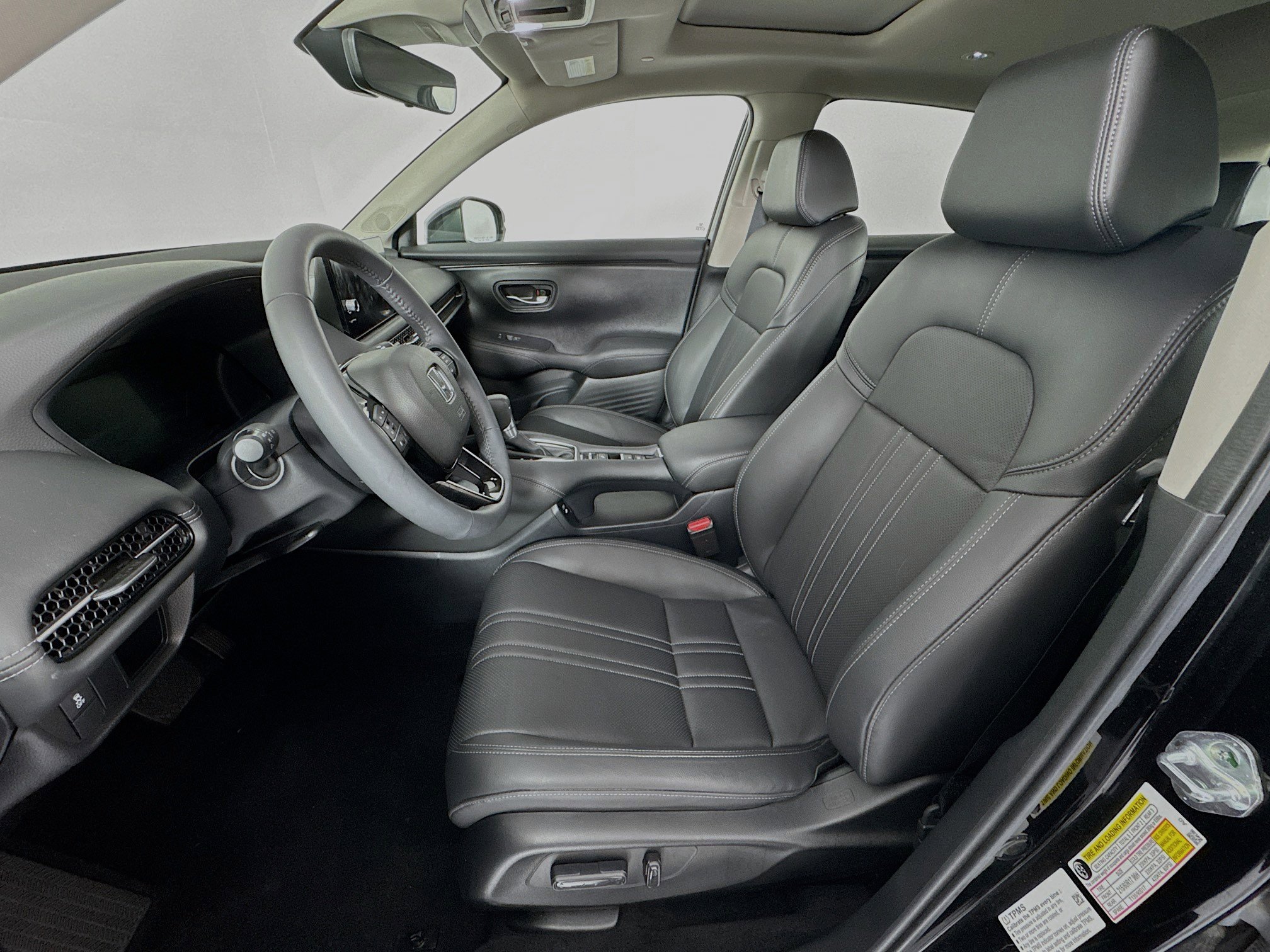 Certified 2024 Honda HR-V EX-L image 20