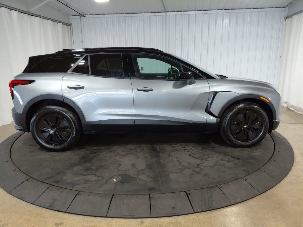 New 2026 Chevrolet Blazer EV LT image 10