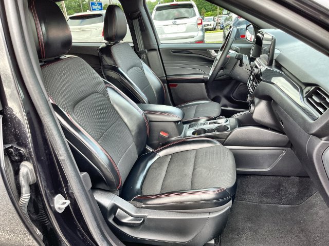 Used 2024 Ford Escape ST-Line FWD image 31