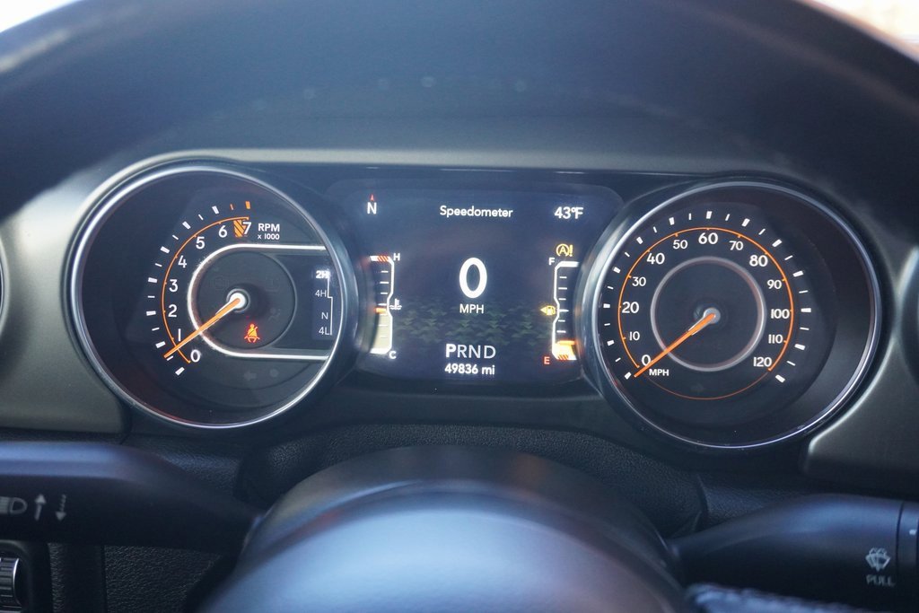 Used 2021 Jeep Gladiator Willys image 10