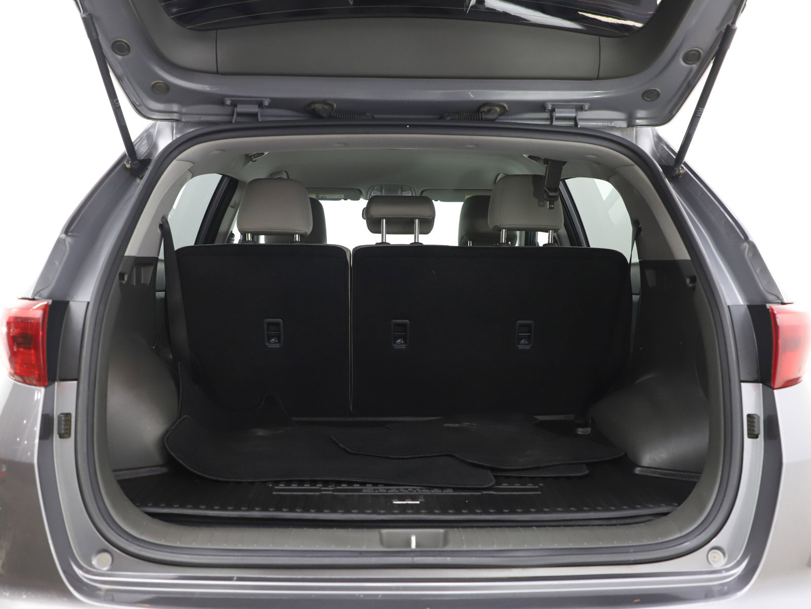 Used 2017 Kia Sportage LX image 16