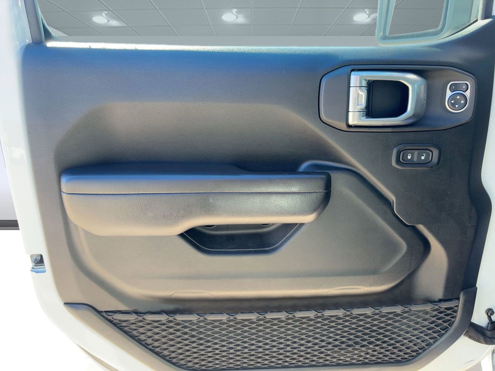 Certified 2021 Jeep Wrangler Sport S image 21