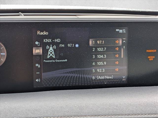 Used 2019 Lexus UX 200 w/ Premium Package FWD image 12