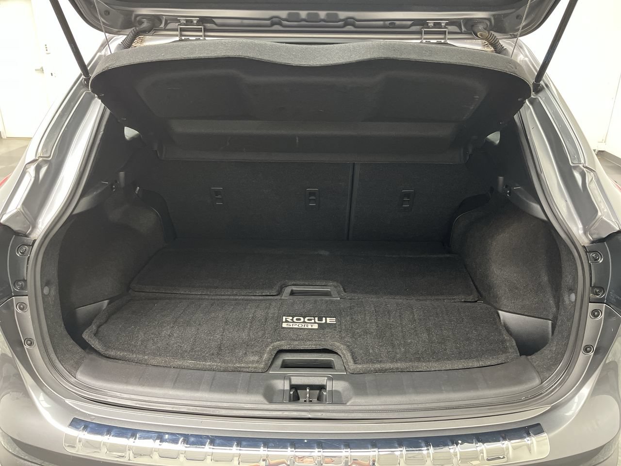 Used 2020 Nissan Rogue Sport SV w/ All-Weather Package AWD/4WD image 27