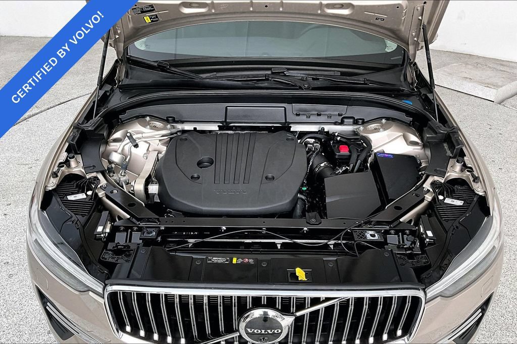 Certified 2023 Volvo XC60 B5 Plus w/ Protection Package Premier FWD image 11
