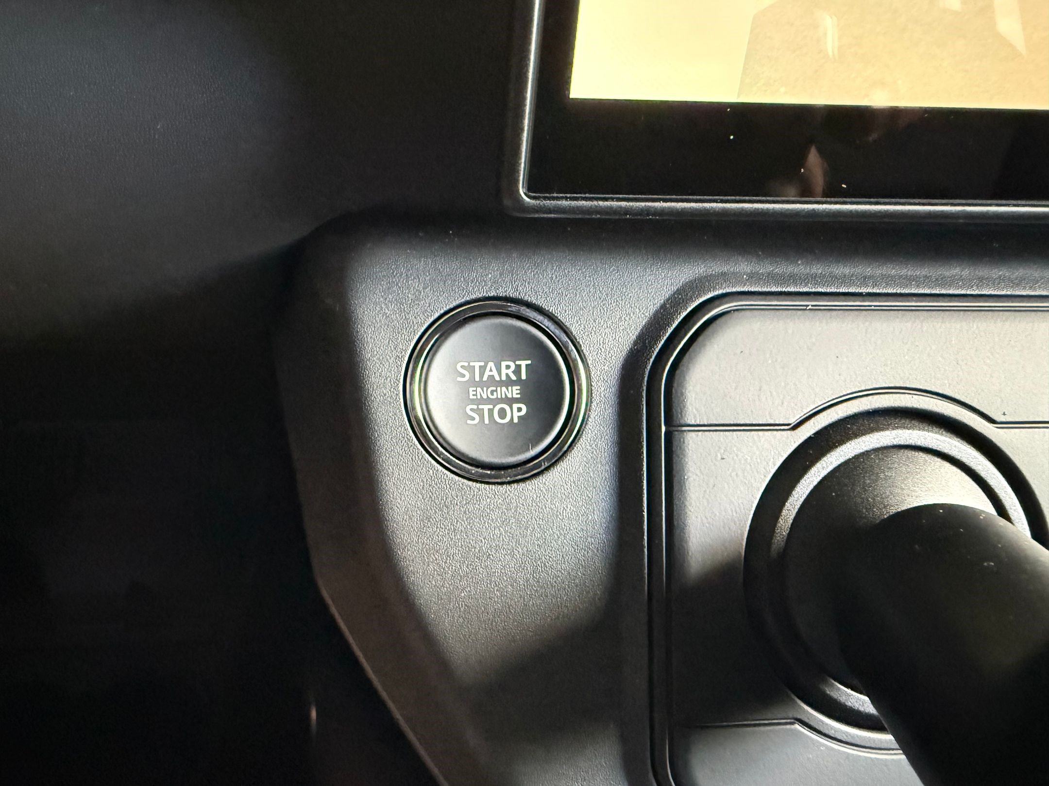 New 2026 Land Rover Defender 110 S AWD/4WD image 19