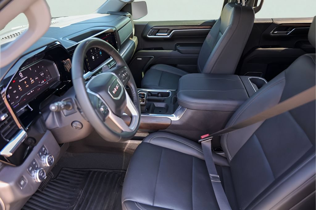 Used 2024 GMC Sierra 1500 SLT AWD/4WD image 12