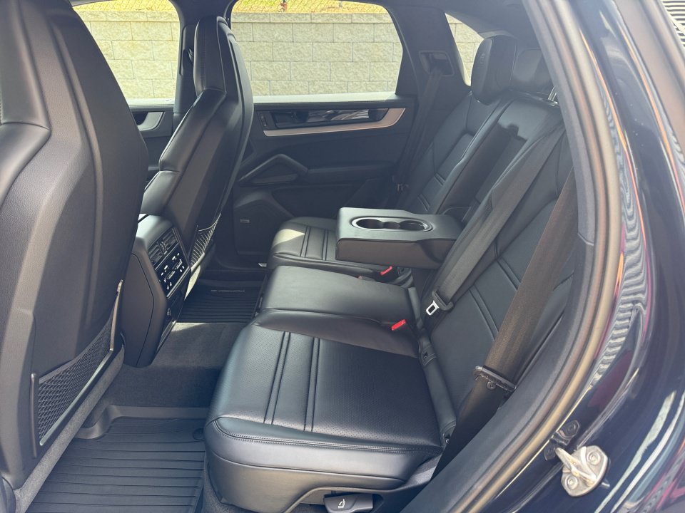 New 2026 Porsche Cayenne AWD/4WD image 20