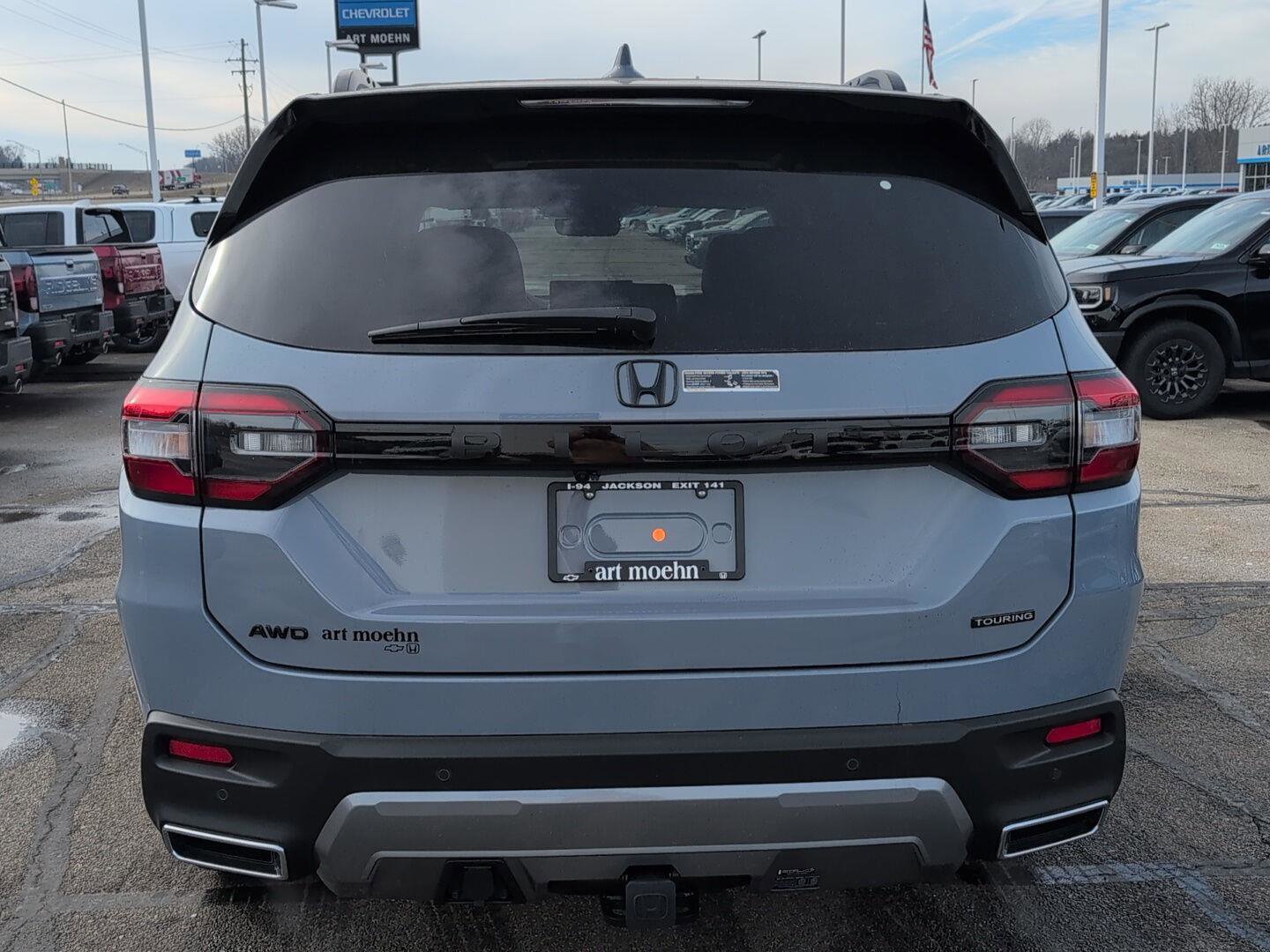 New 2026 Honda Pilot Touring image 3