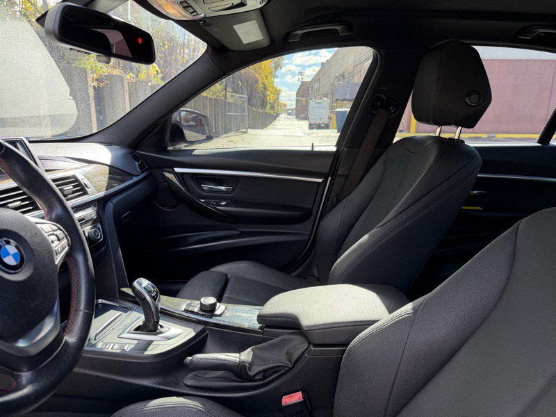 Used 2018 BMW 330i Sedan image 15
