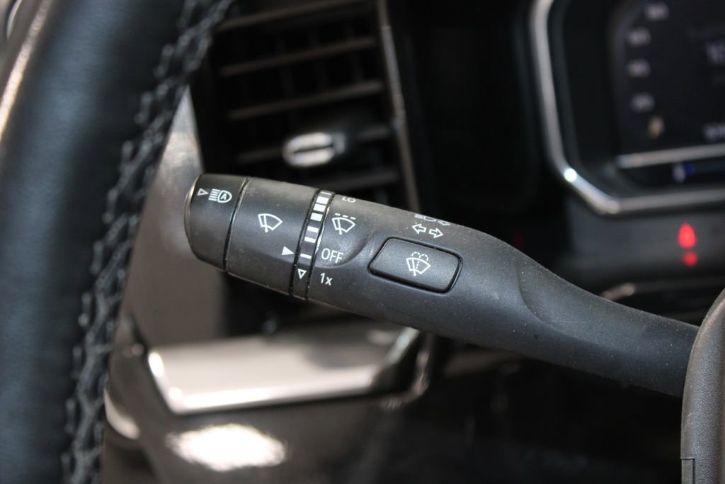 Used 2024 Chevrolet Silverado 1500 LT image 23