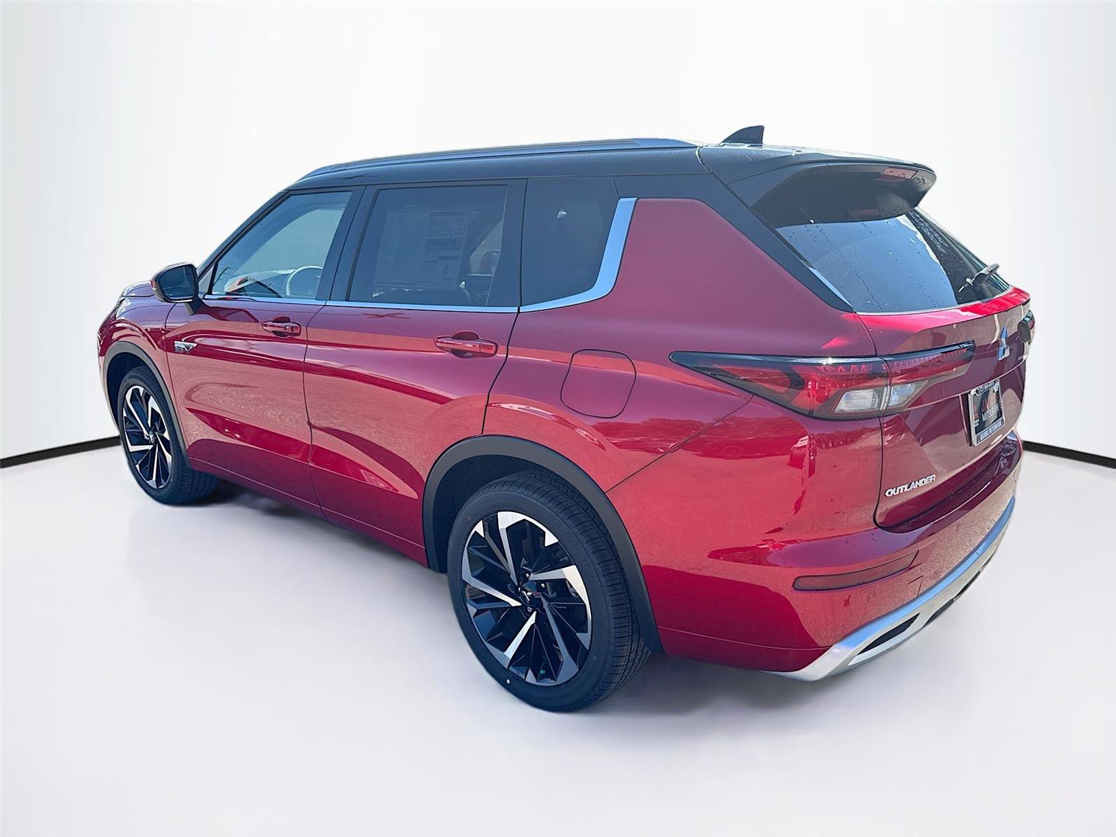 New 2025 Mitsubishi Outlander SEL image 5
