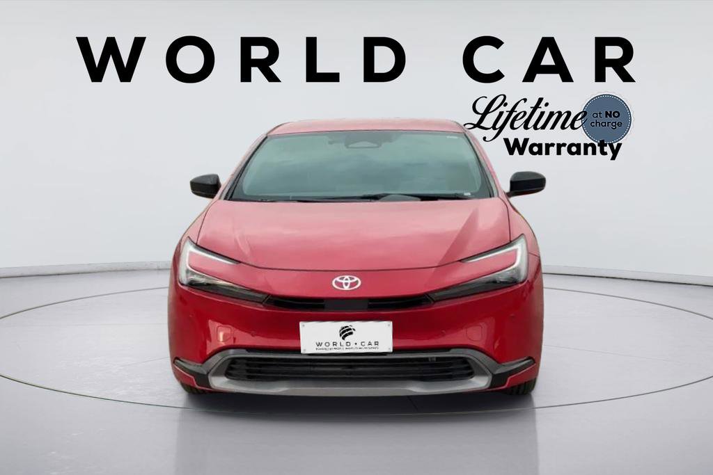 Used 2024 Toyota Prius XLE image 3