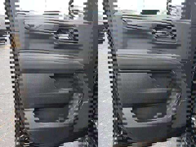 New 2026 GMC Yukon XL Elevation w/ Elevation Premium Package image 16