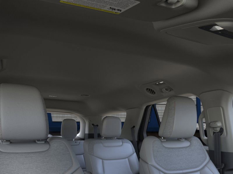 New 2025 Ford Explorer Active image 22