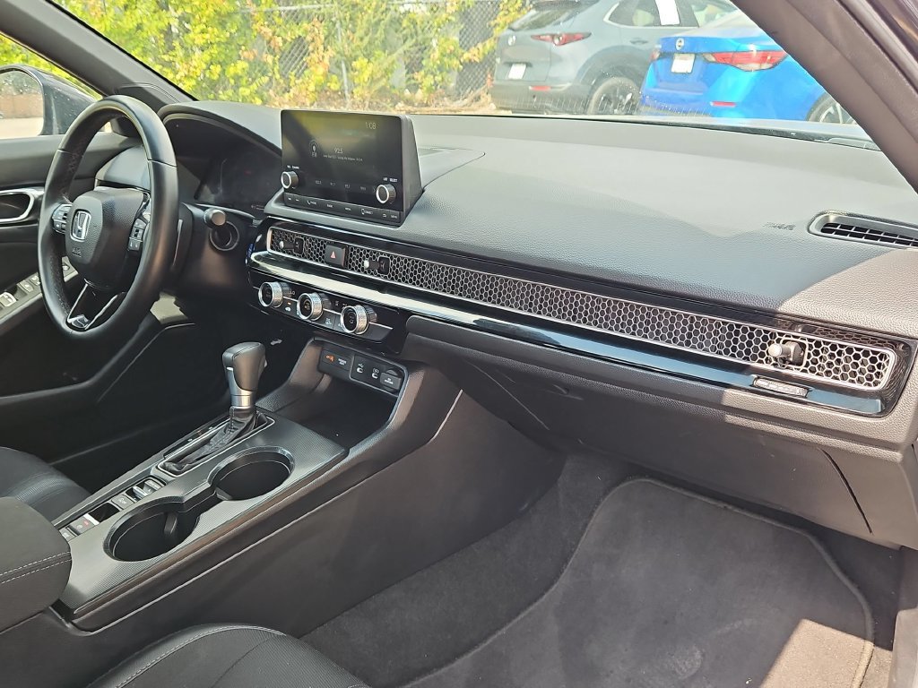 Used 2025 Honda Civic Sport image 29