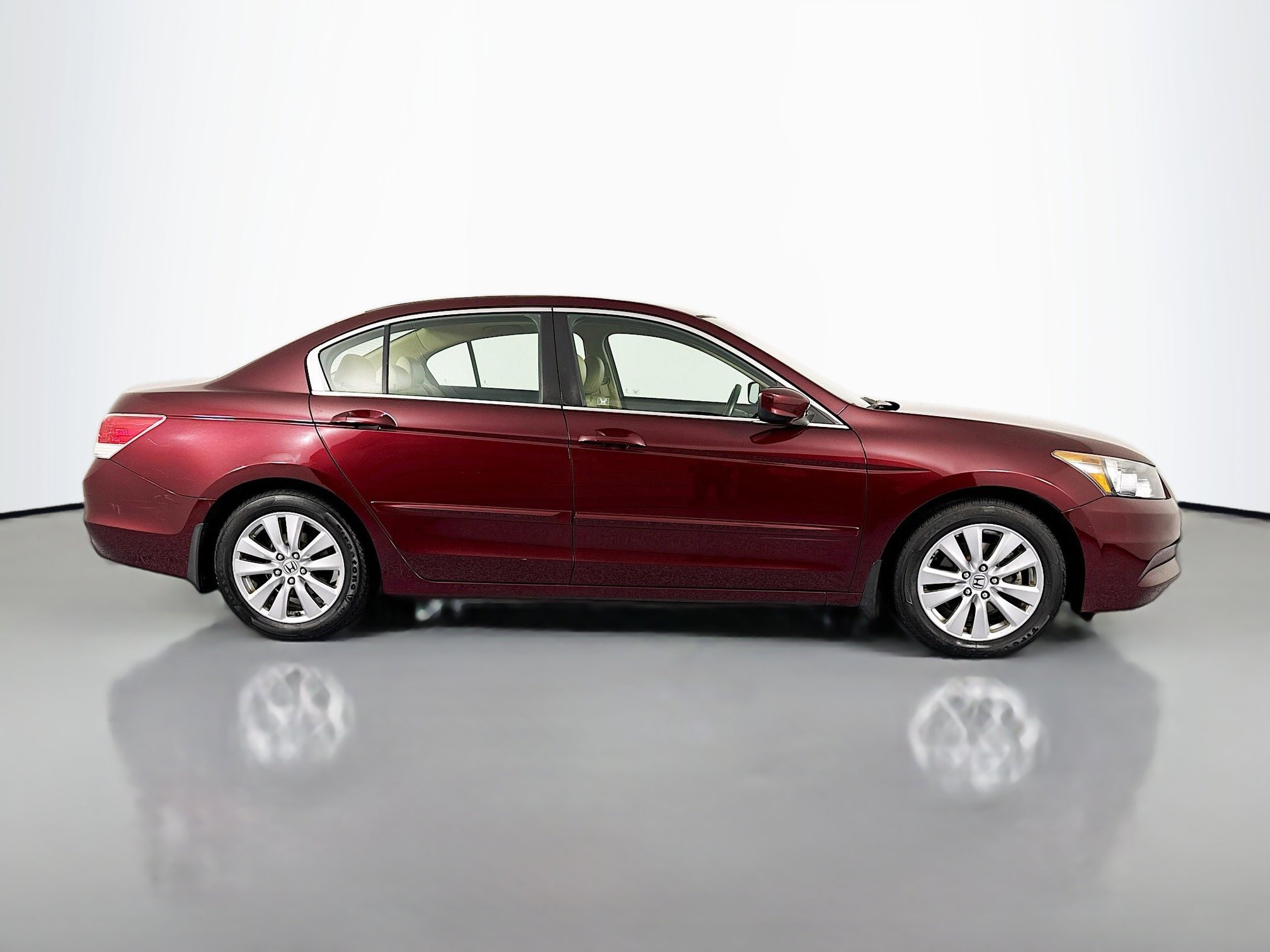 Used 2012 Honda Accord EX-L image 4