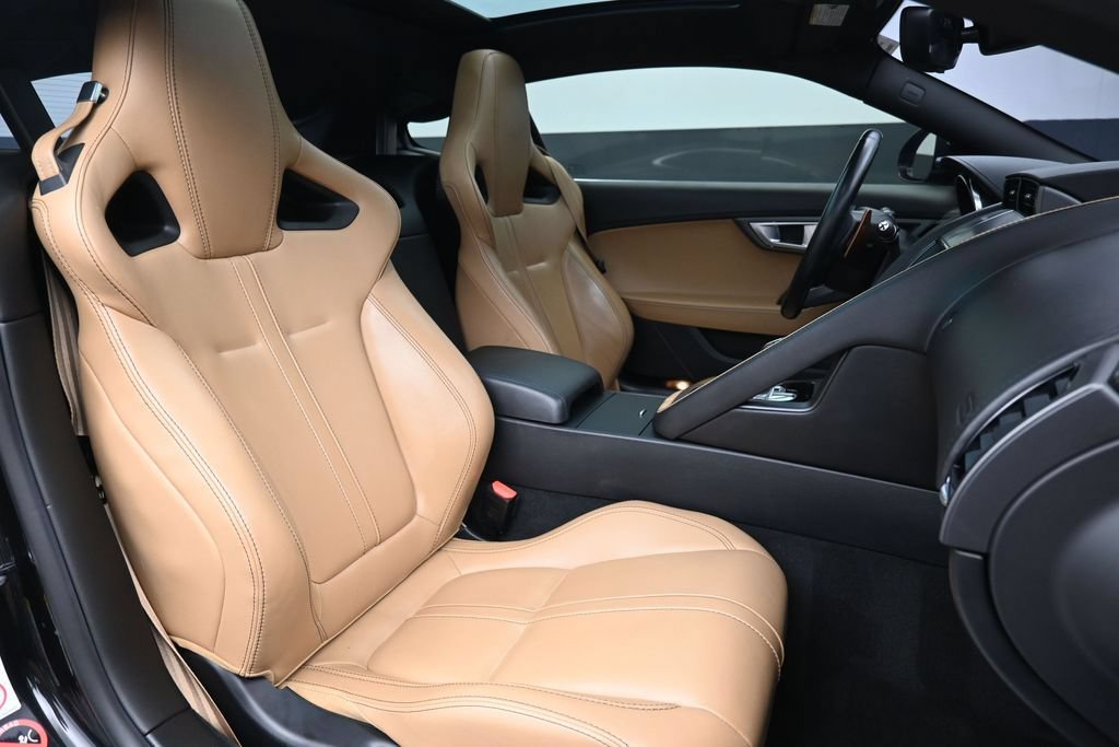Used 2016 Jaguar F-TYPE S RWD image 21