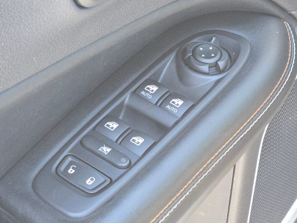 Used 2019 Jeep Compass Sport w/ Tech Group FWD image 30