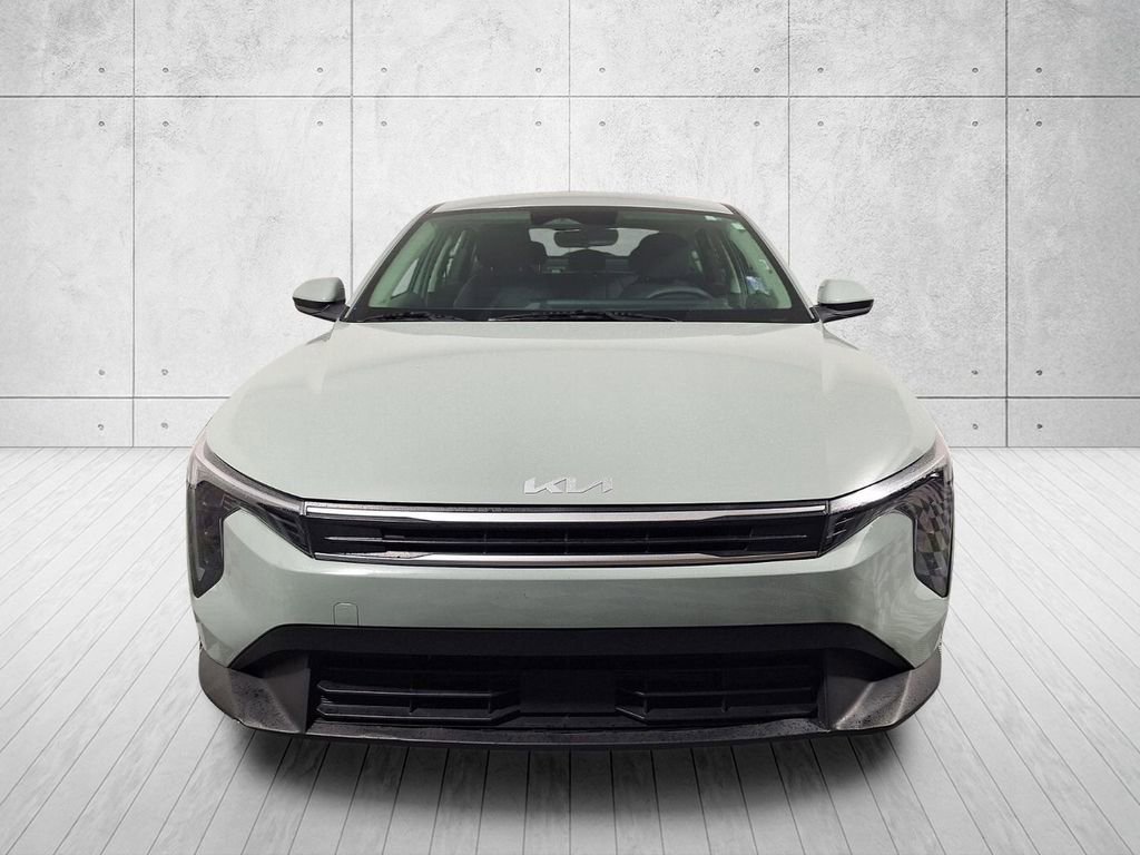 Used 2025 Kia K4 FWD image 2