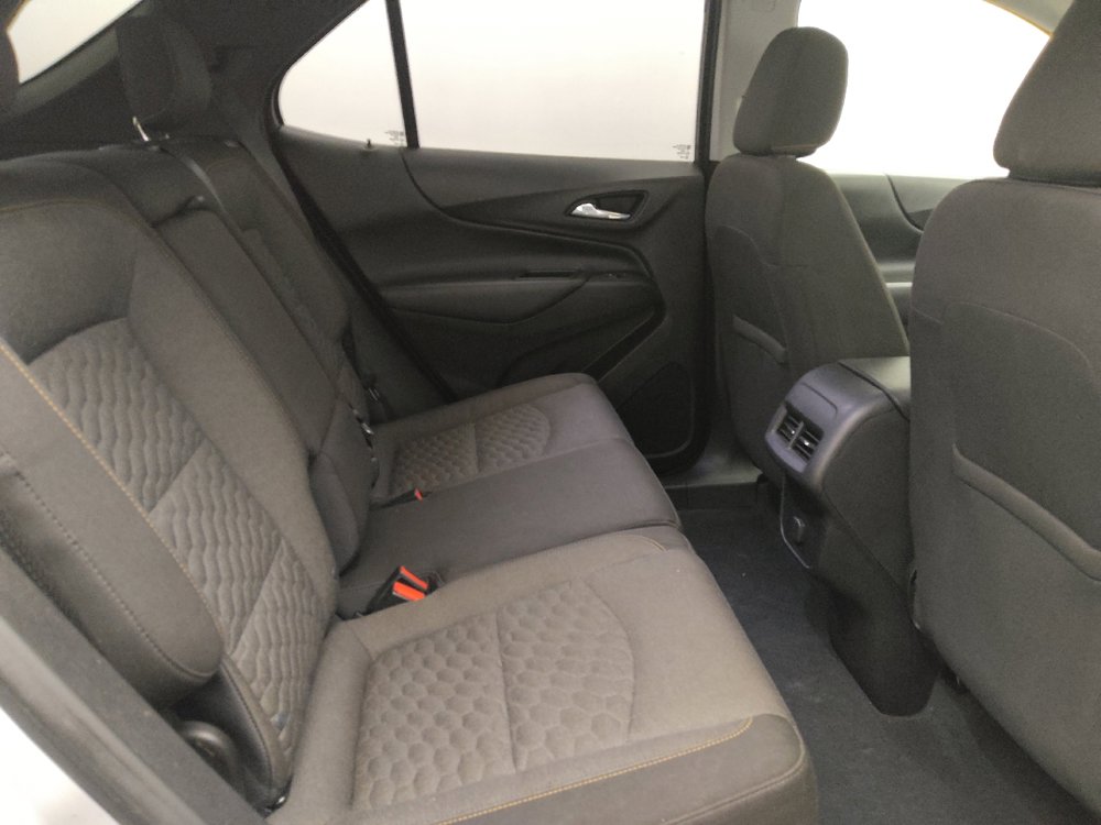 Used 2018 Chevrolet Equinox LT image 19