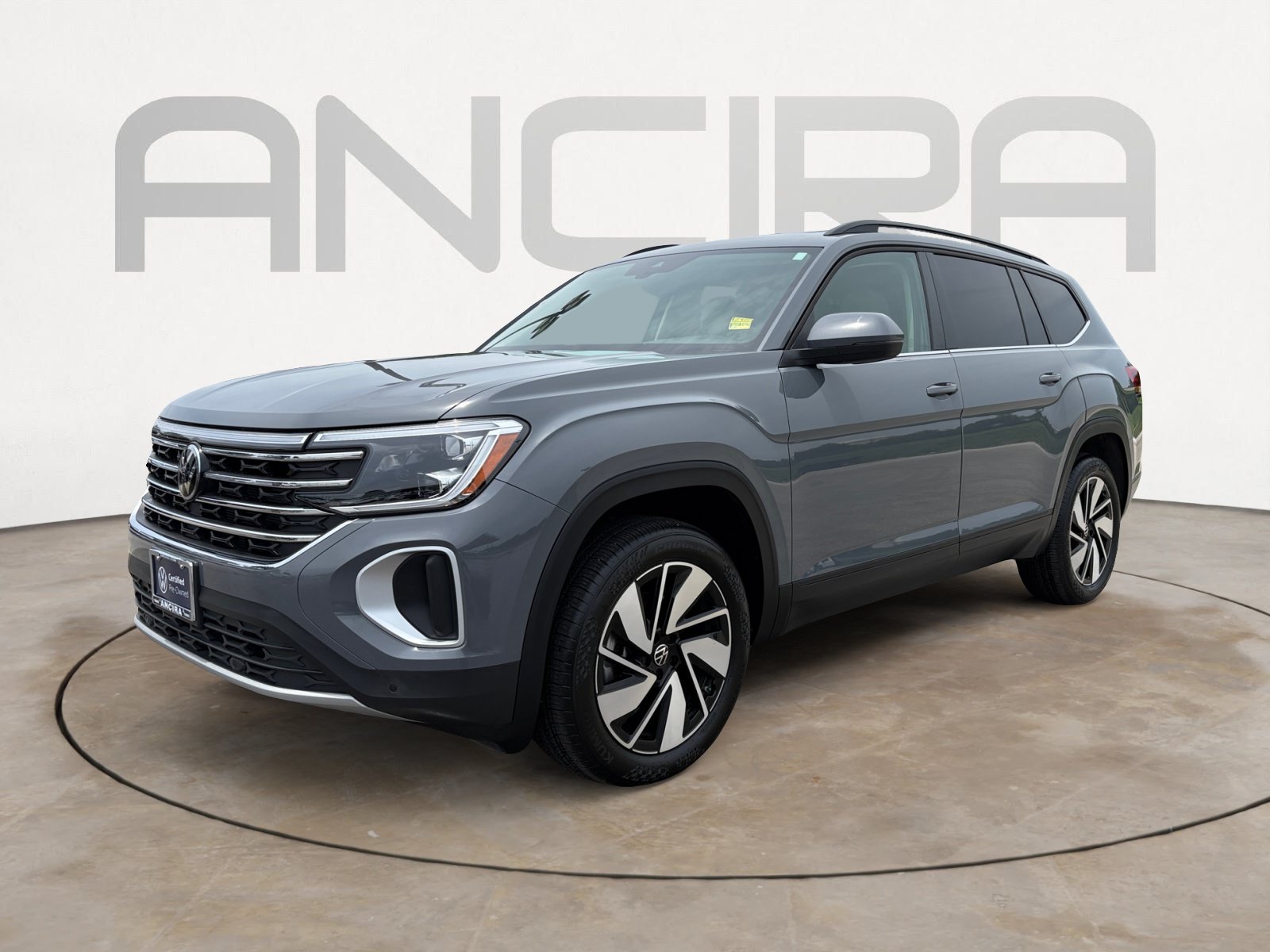 Certified 2025 Volkswagen Atlas SE FWD image 6