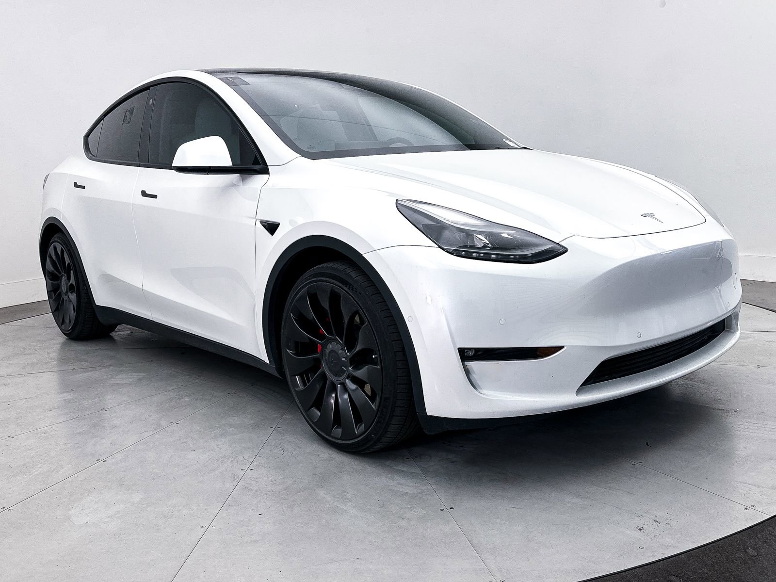 Used 2022 Tesla Model Y Performance AWD/4WD image 10