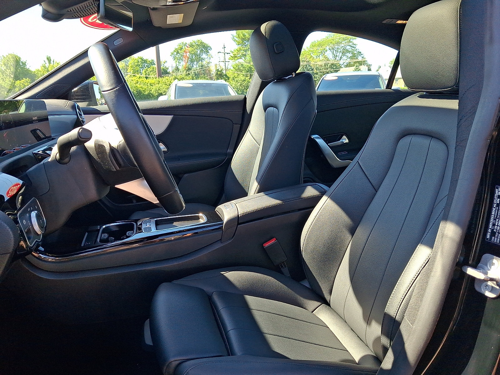 Used 2025 Mercedes-Benz CLA 250 4MATIC image 13