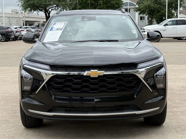 Certified 2025 Chevrolet Trax LT FWD image 9