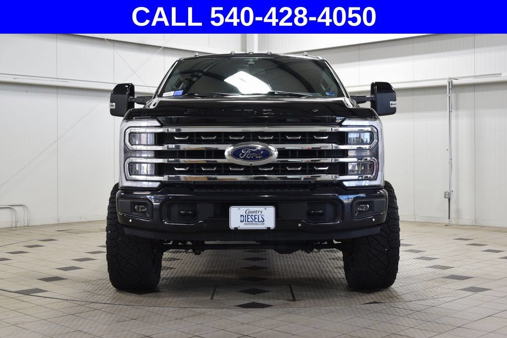 Used 2023 Ford F250 Lariat w/ Lariat Ultimate Package AWD/4WD image 2