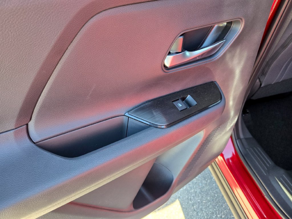 New 2027 Nissan Kicks SV FWD image 18