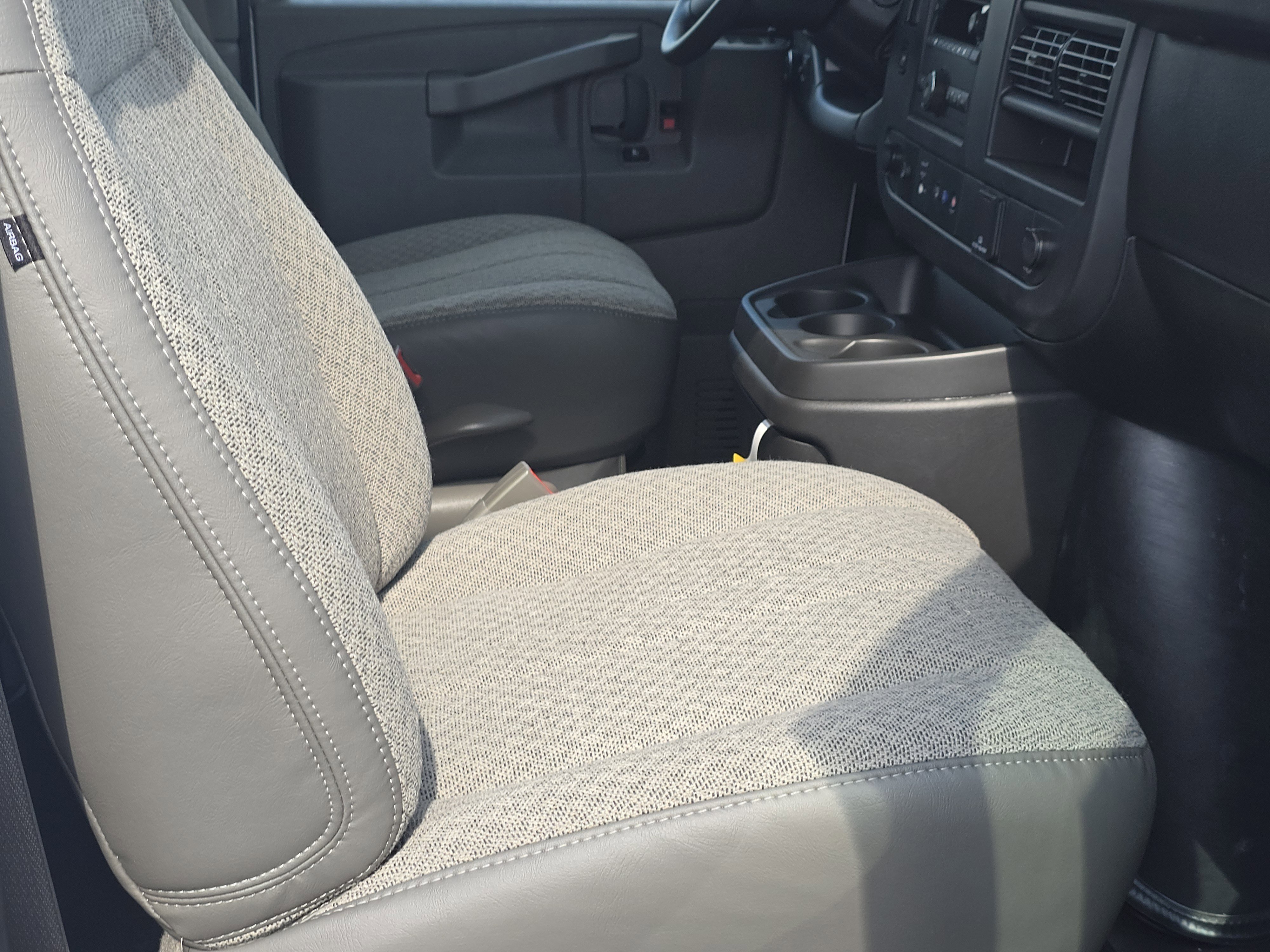 New 2025 Chevrolet Express 2500 w/ Driver Convenience Package image 17