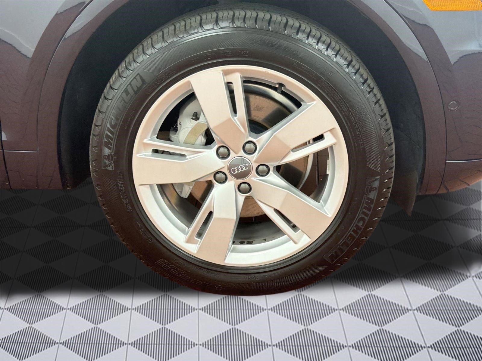 Used 2019 Audi Q5 Prestige image 11