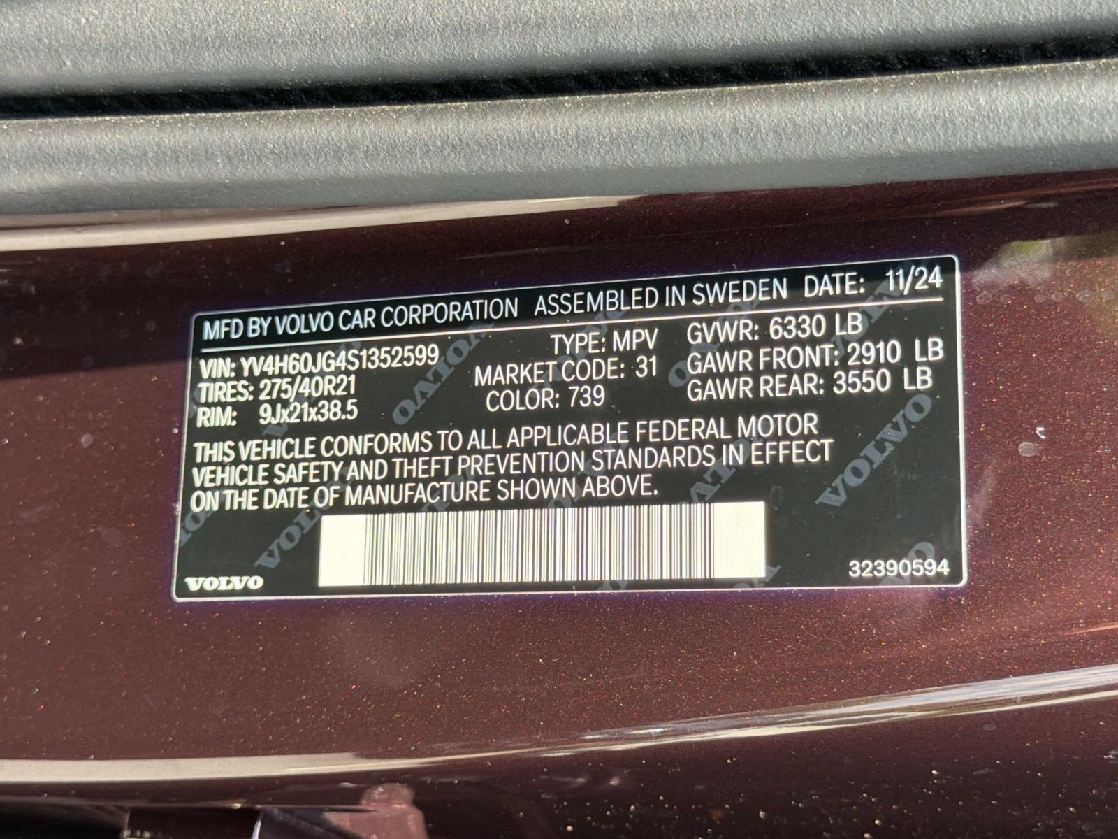 Certified 2025 Volvo XC90 T8 Ultra w/ Lounge Package AWD/4WD image 23