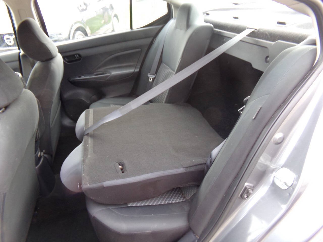 Used 2020 Nissan Versa S FWD image 50