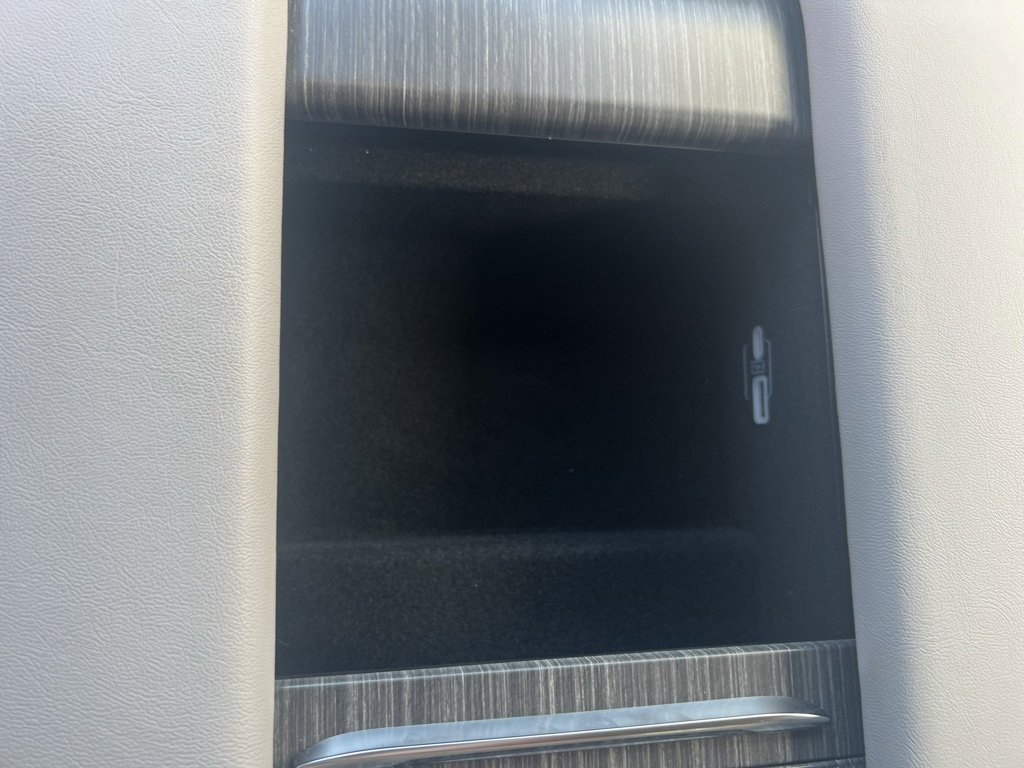 New 2024 Jeep Wagoneer L Series II w/ HD Trailer Tow Package image 24