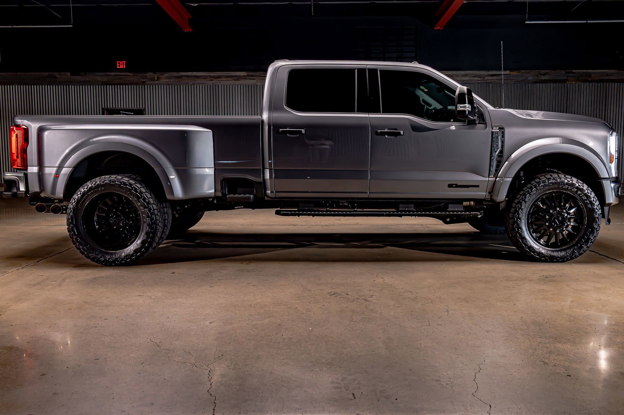 Used 2026 Ford F450 XLT w/ FX4 Off-Road Package AWD/4WD image 11