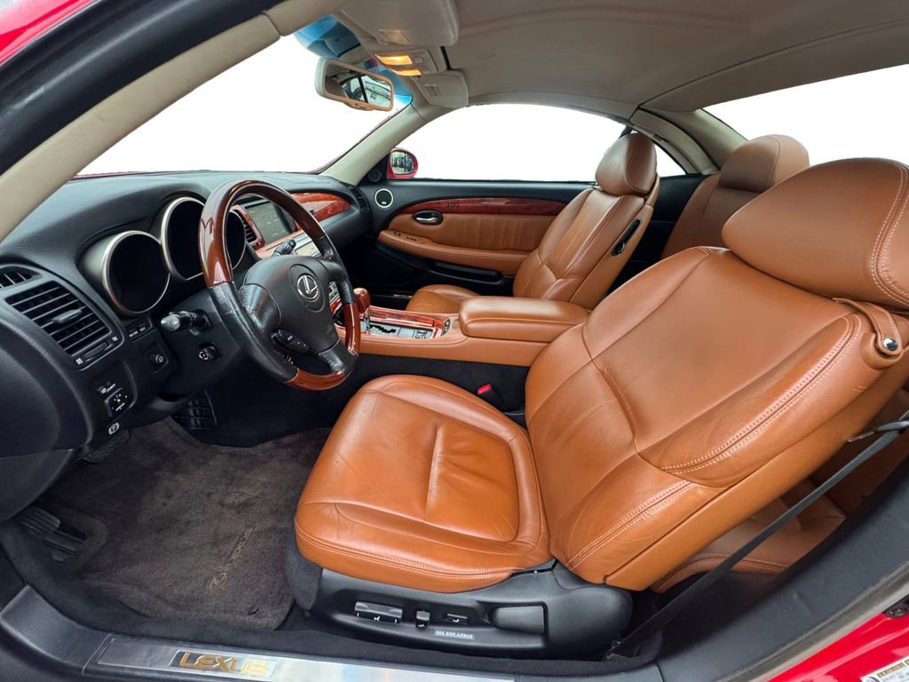 Used 2005 Lexus SC 430 Convertible RWD image 10