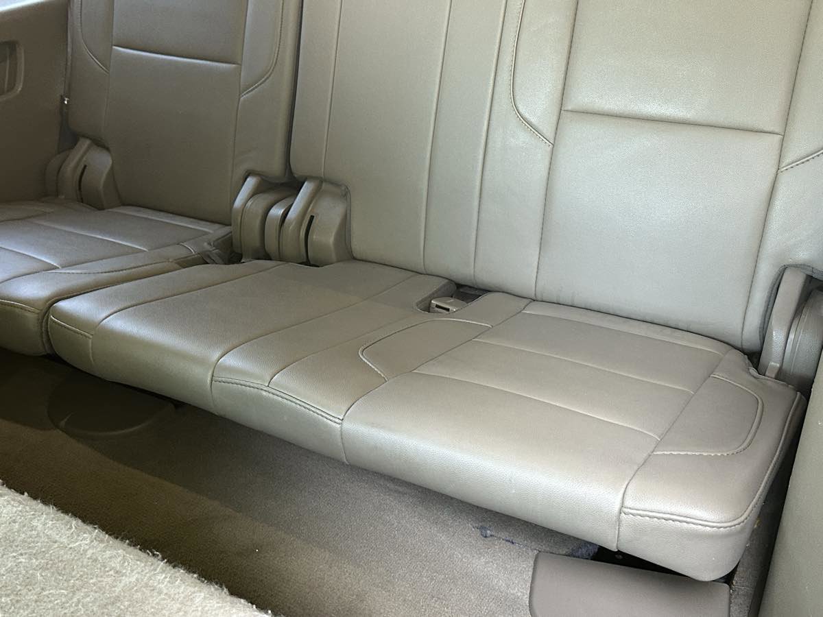 Used 2019 Chevrolet Suburban LT AWD/4WD image 27