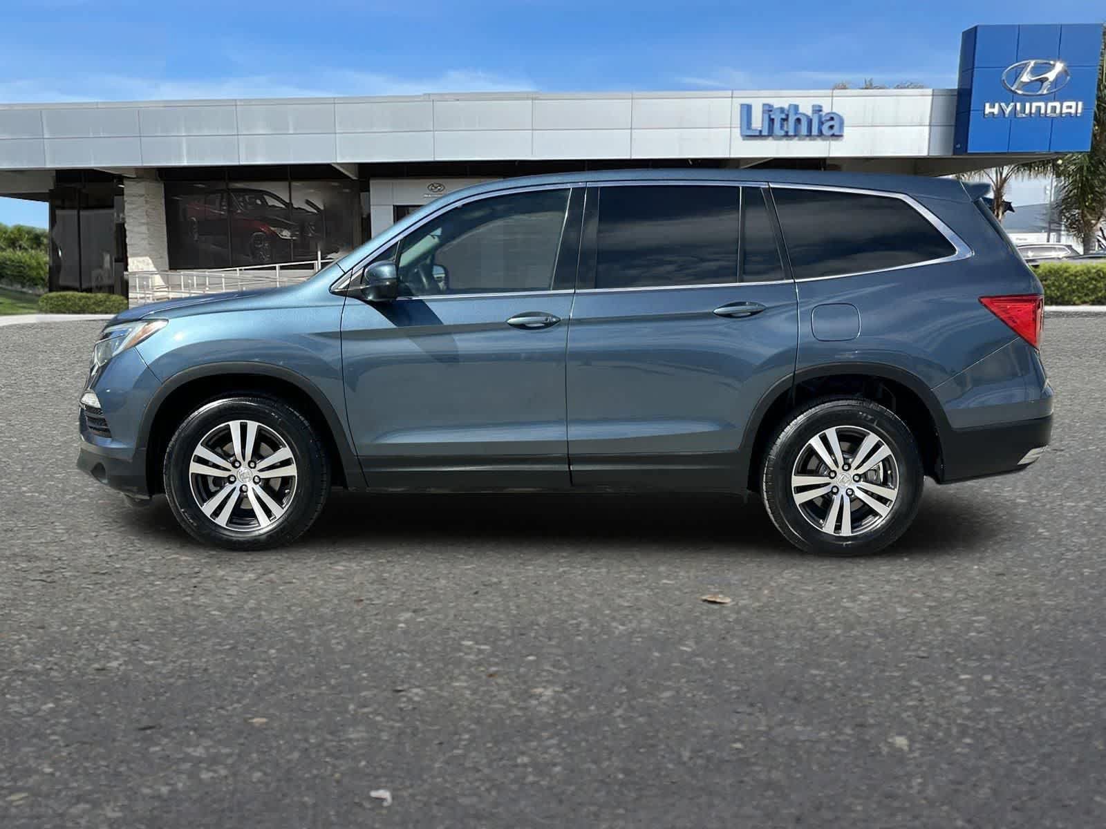 Used 2017 Honda Pilot EX image 6